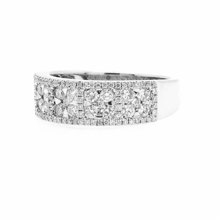 18ct White Gold Fancy Diamond Band Ring Total 0.90ct