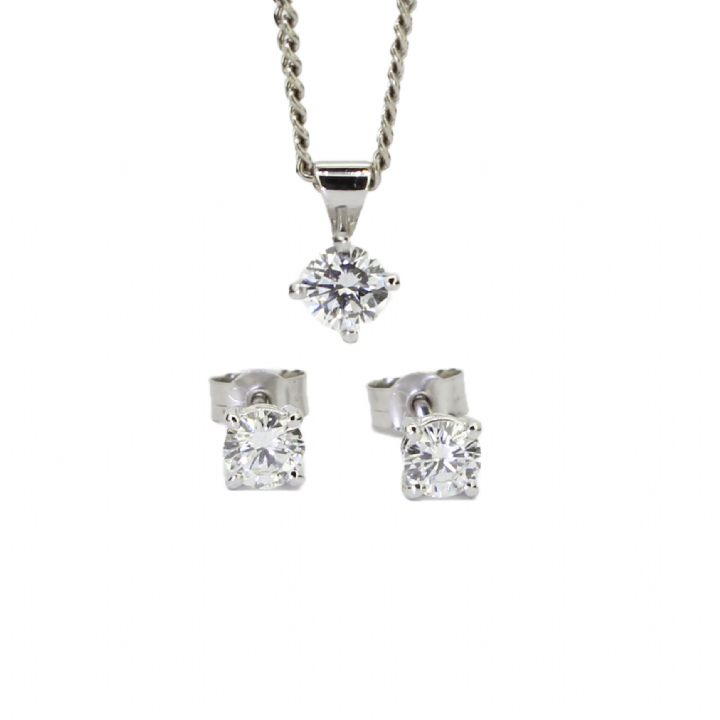 Pre-Owned 18ct Gold Diamond Solitaire Pendant & Earrings Set 1607474