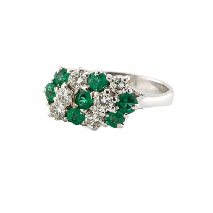 Pre-Owned 18ct White Gold Diamond & Emerald Cluster Ring 1609091
