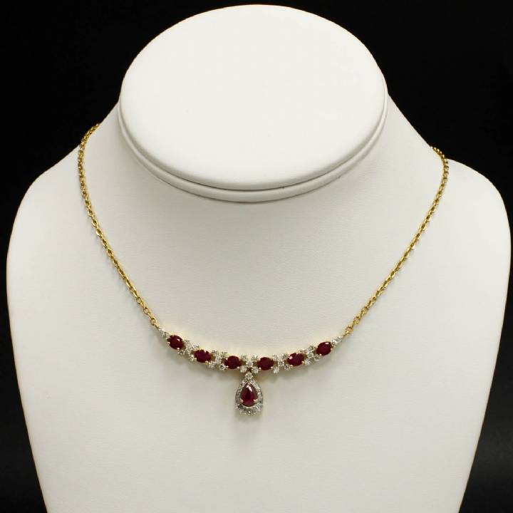 Pre-Owned 18ct Yellow Gold Diamond & Ruby Necklet 1607859