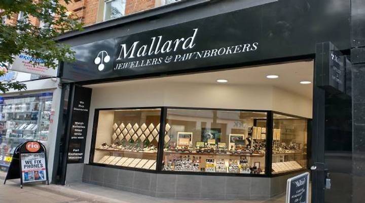 Discover the All-New Mallard Jewellers Store in Romford
