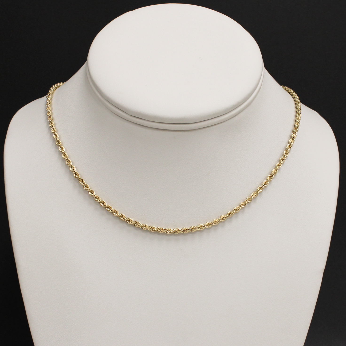 9ct Yellow Gold 20" Hollow Rope Chain 9ct Yellow Gold 20" Hollow Rope Chain