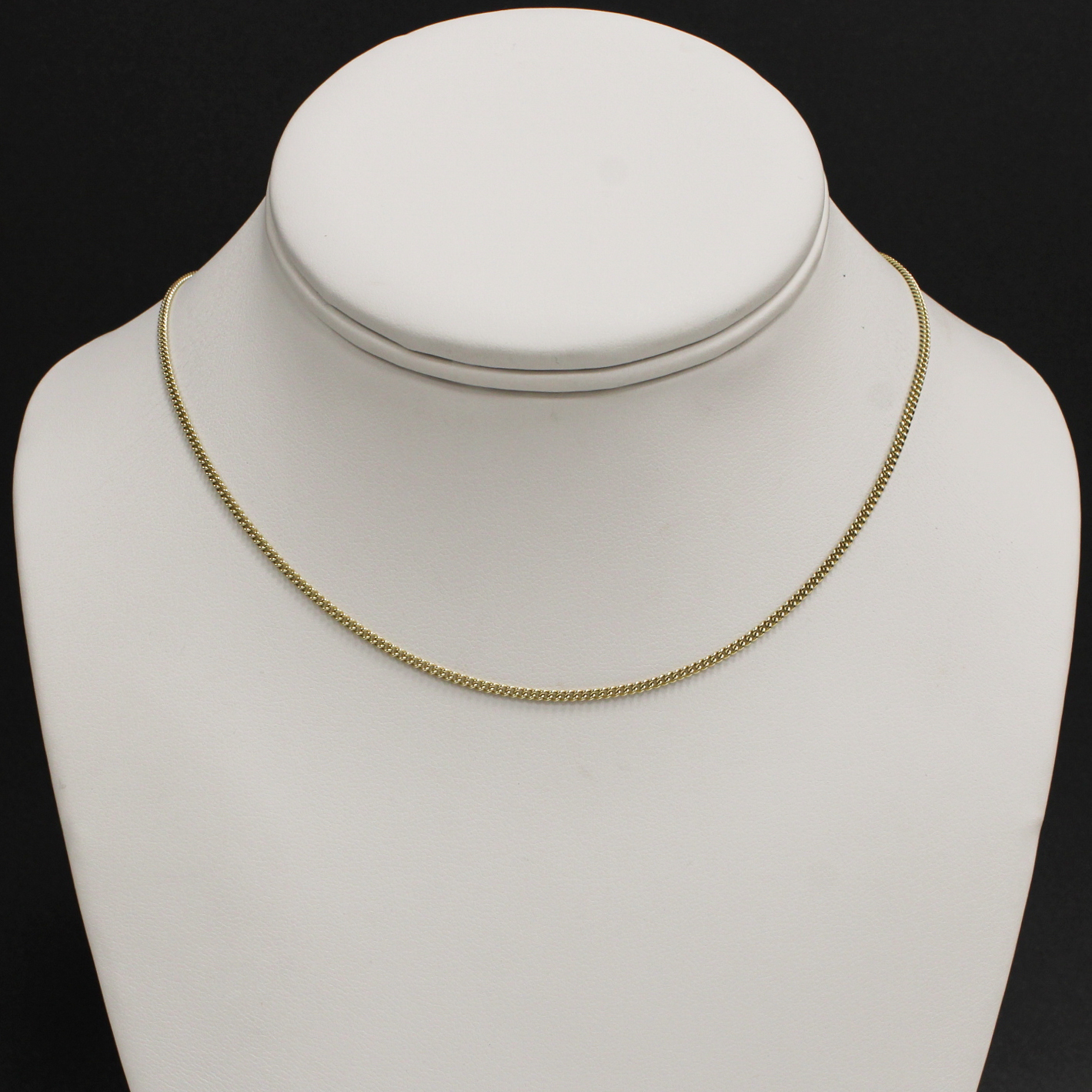 9ct Yellow Gold 16" Fine Curb Chain 9ct Yellow Gold 16" Fine Curb Chain