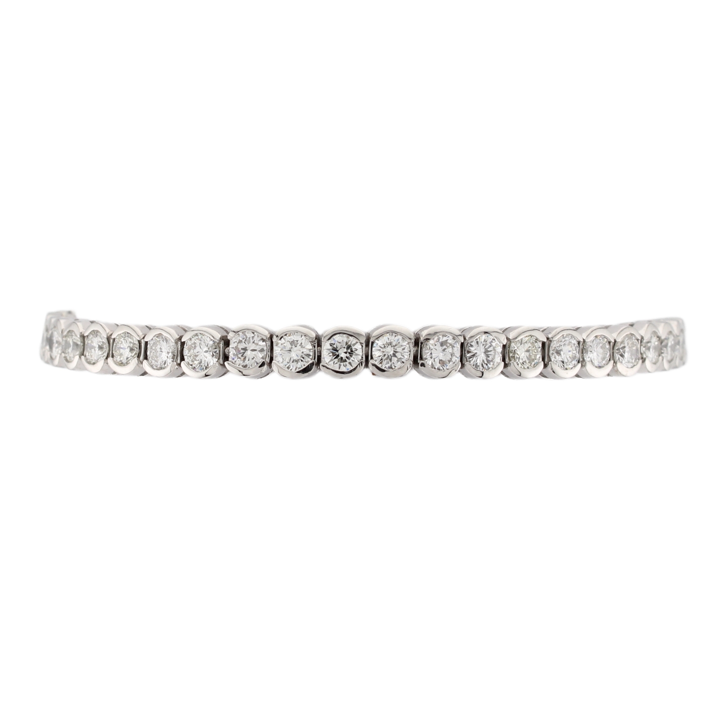 14ct White Gold Diamond Line Bracelet 6.36ct Total 14ct White Gold Diamond Line Bracelet 6.36ct Total
