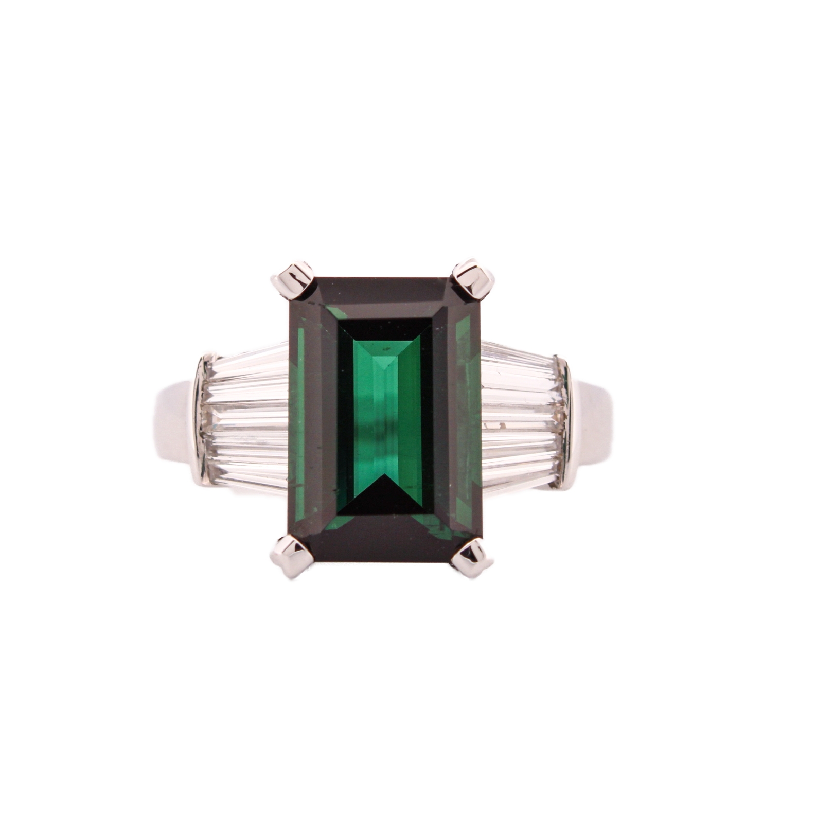 Pre-Owned 18ct White Gold Tourmaline & Diamond Ring Total 0.66ct Pre-Owned 18ct White Gold Tourmaline & Diamond Ring Total 0.66ct