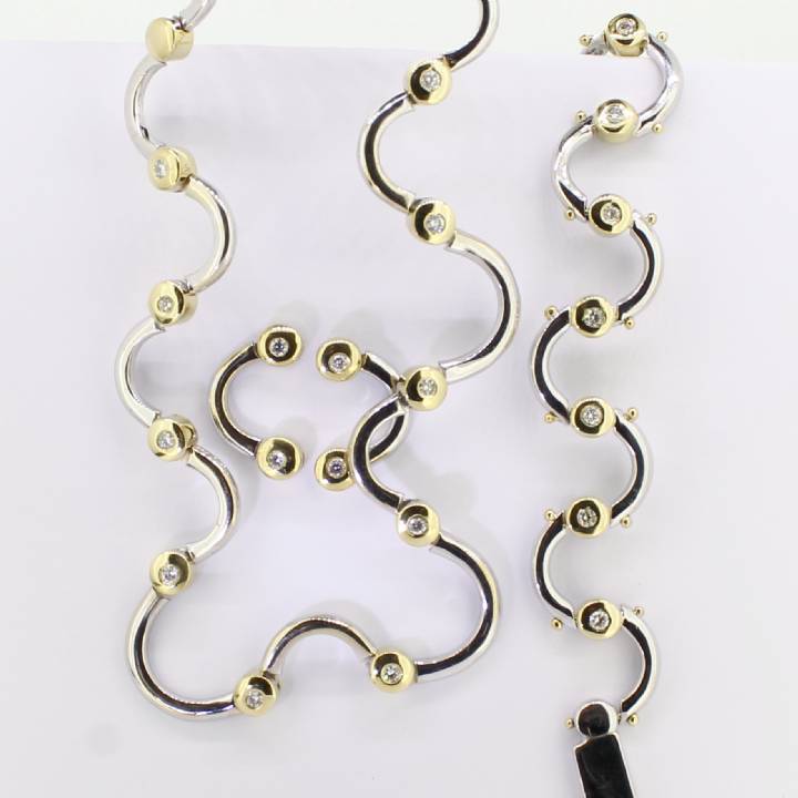 Pre-Owned 14ct Gold  Diamond Necklet, Earrings And Bracelet Set