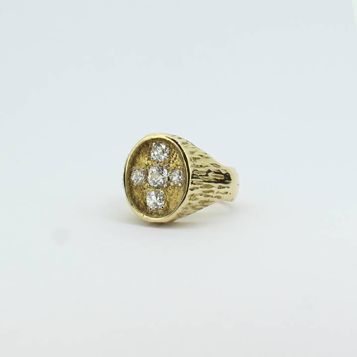 Pre-Owned Gents 18ct Yellow Gold Diamond Signet Ring 0.71ct