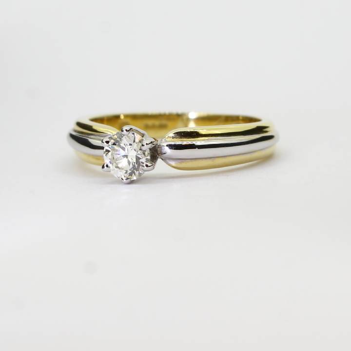 18ct Yellow And White Gold Diamond Solitaire Ring 0.48ct