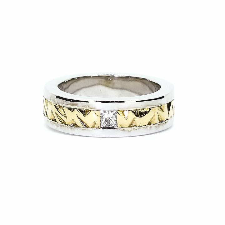 9ct White & Yellow Gold Diamond Solitaire Ring 0.16ct 7101364