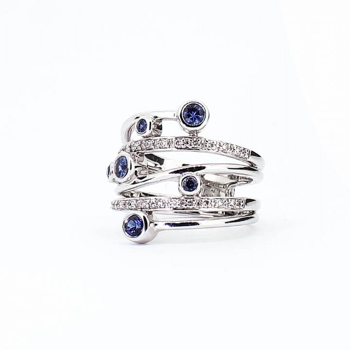 18ct White Gold Diamond & Sapphire Fancy Ring