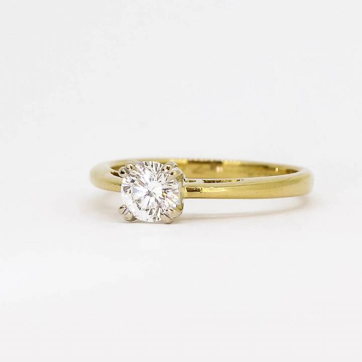 Pre-Owned 18ct Yellow Gold Diamond Solitaire Ring 0.56ct. 7101404
