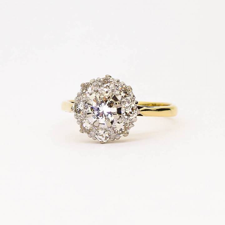 Pre-Owned 18ct Yellow Gold Diamond Cluster Ring Total 0.87ct