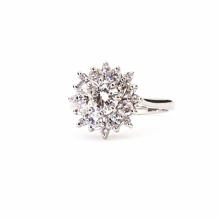 Pre-Owned 18ct White Gold Diamond Cluster Ring Total 1.23ct