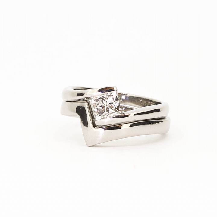 Pre-Owned Platinum Diamond Bridal Wedding Ring Set