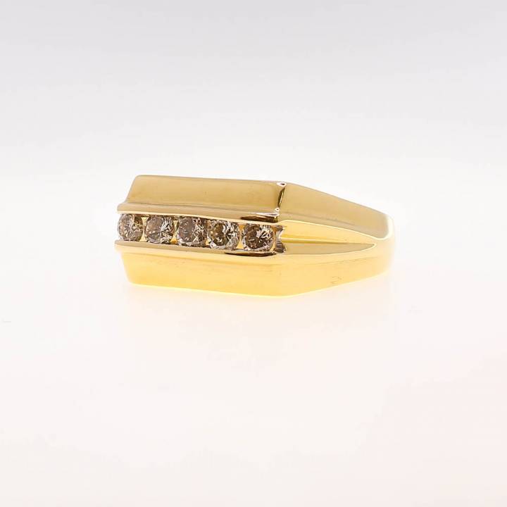 Pre-Owned 18ct Yellow Gold Diamond Signet Ring Total 0.85ct 1602077