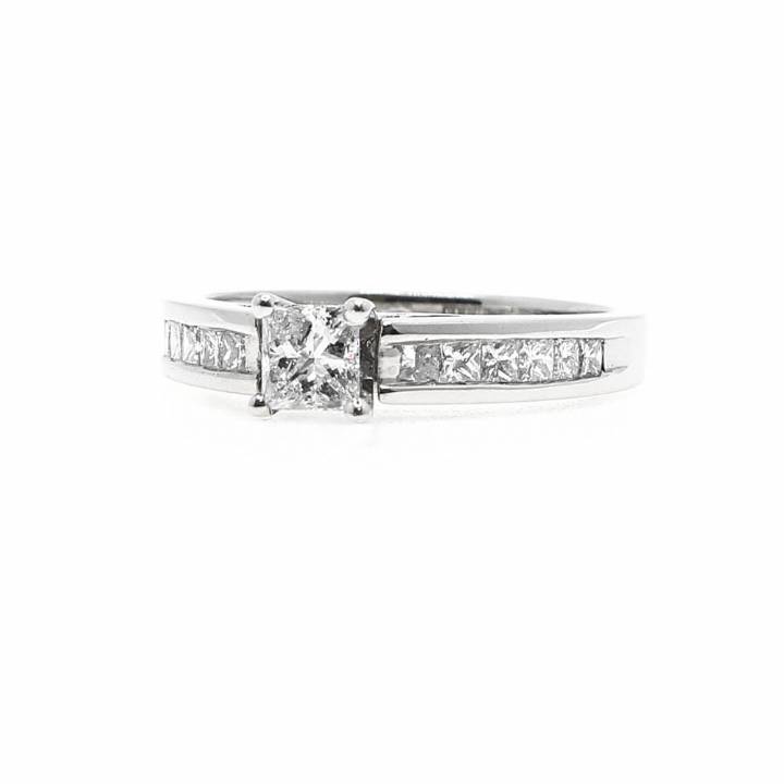 Platinum Princess Cut Diamond Solitaire & Shoulders Ring