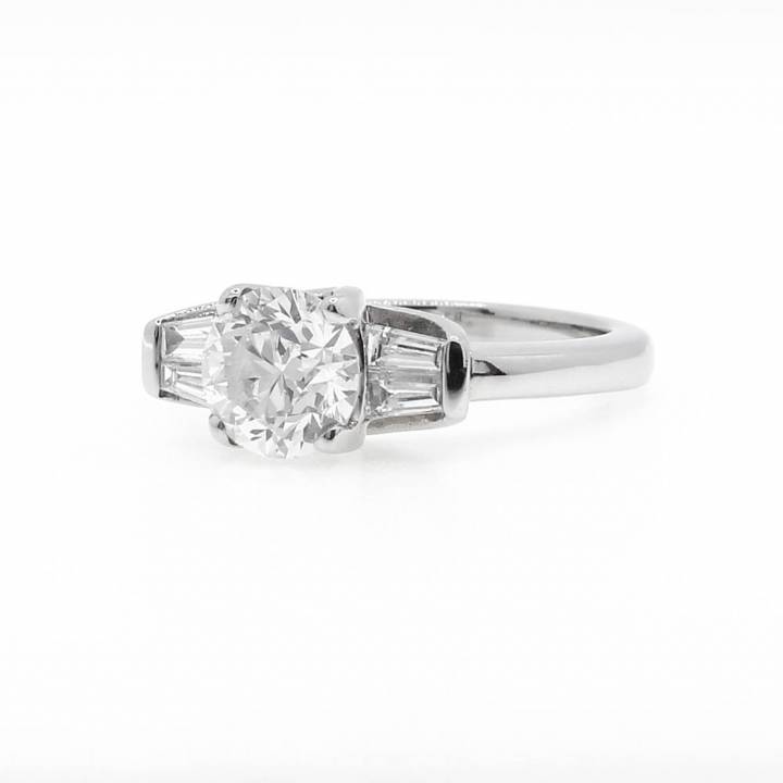 Platinum Diamond Solitaire Ring, Diamond Set Shoulders 0545125