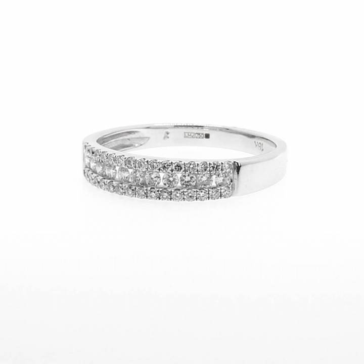 18ct White Gold Diamond 3 Row Band Ring Total 0.37ct