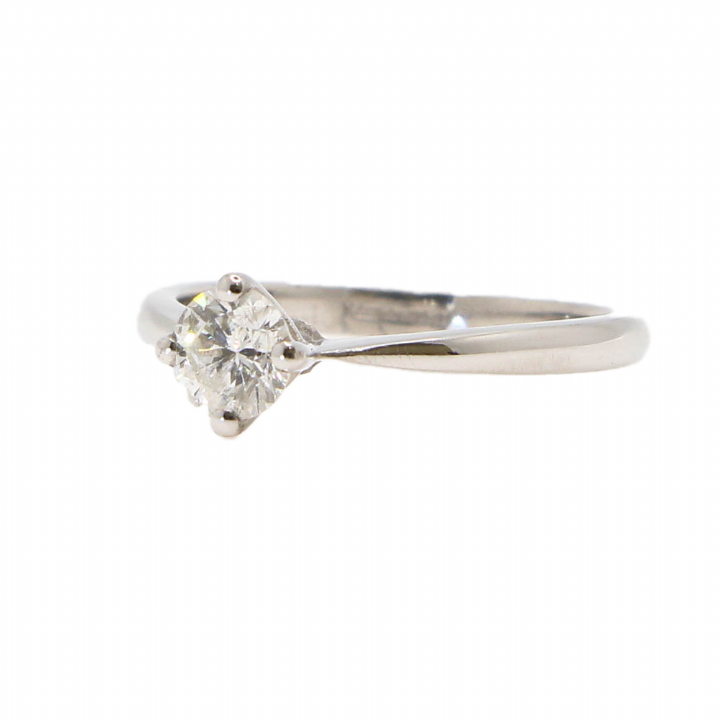 Pre-Owned Platinum Diamond Solitaire Ring 0.45ct