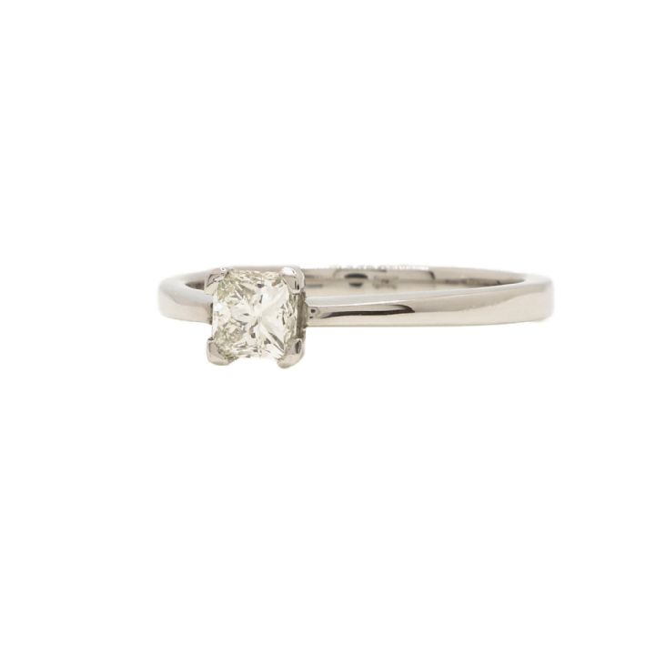 Pre-Owned Platinum Diamond Solitaire Ring 0.49ct 1601520