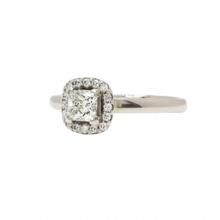 Pre-Owned White Gold Diamond Solitaire & Halo Ring Total 0.51ct