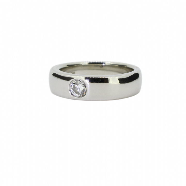 Pre-Owned Platinum Diamond Solitaire Band Ring 0.39ct