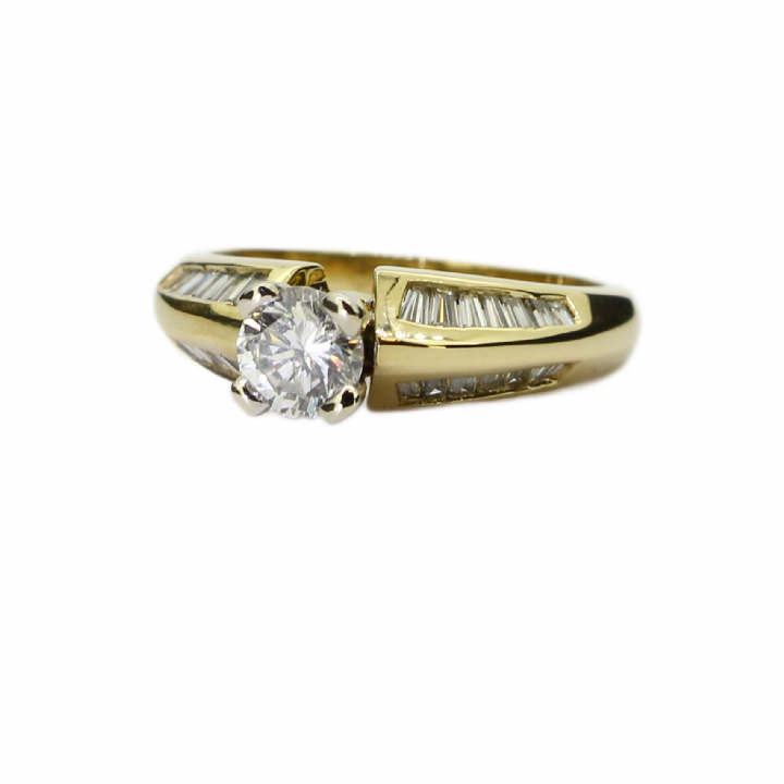 Pre-Owned 18ct Yellow Gold Diamond Solitaire Ring 0.83ct Total