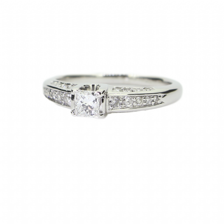 Pre-Owned 18ct White Gold Diamond Solitaire Ring Total 0.59ct 1601171