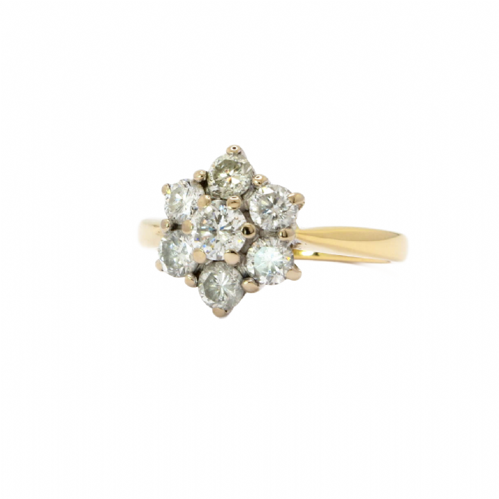 Pre-Owned 18ct Yellow Gold Diamond Dasiy Cluster Ring 1.00ct