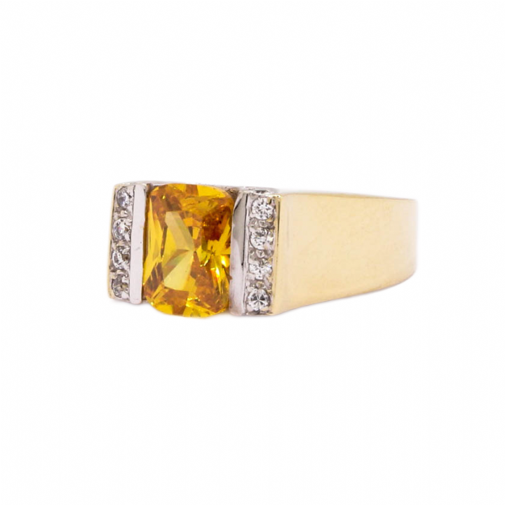 Pre-Owned 9ct Yellow Gold Citrine & CZ Dress Ring