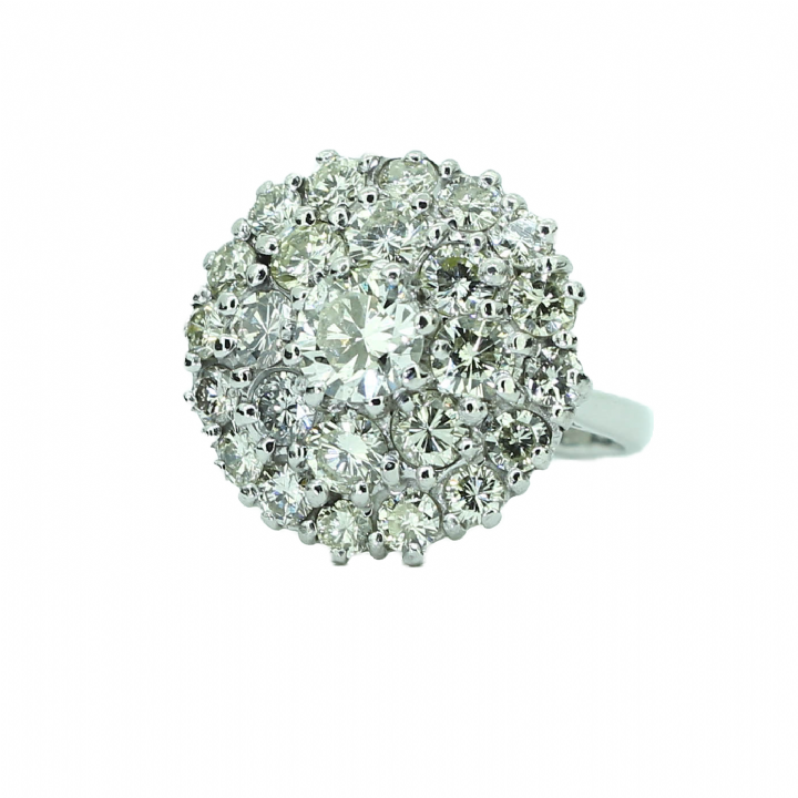 Pre-Owned  18ct White Gold Diamond Cluster Ring 2.61ct Total