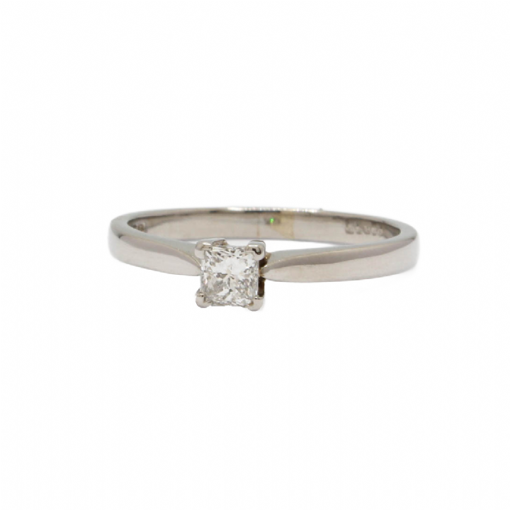 Pre-Owned Platinum Diamond Solitaire Ring 0.25ct 1601072