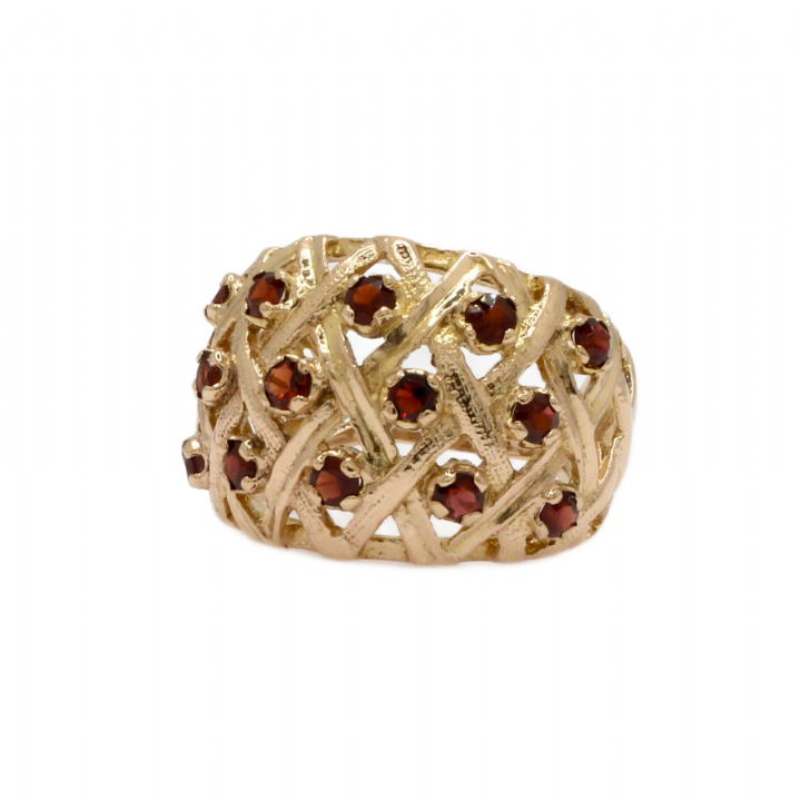 Pre-Owned 9ct Yellow Gold Garnet Dome Cluster Ring 1506118