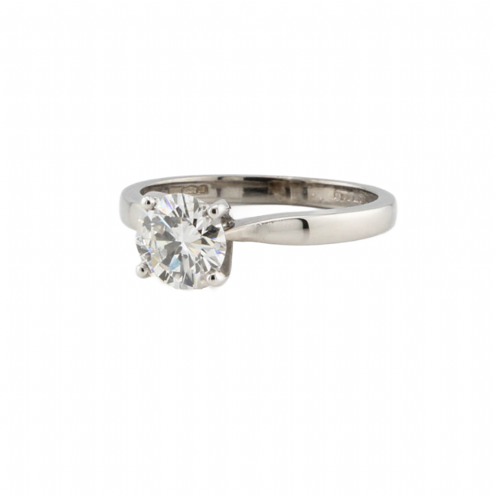 Pre-Owned Platinum Diamond Solitaire Ring 0.92ct