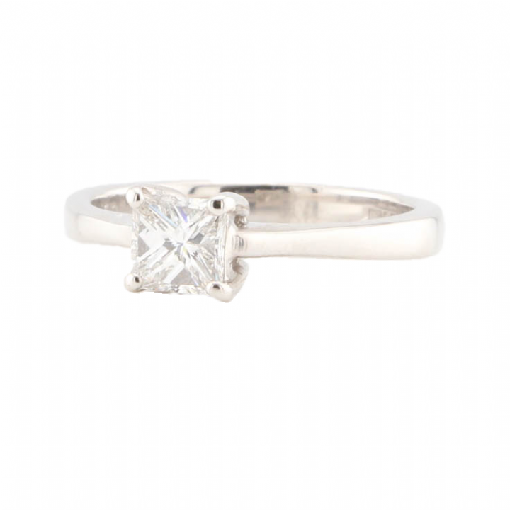 Pre-Owned 18ct White Gold Diamond Solitaire Ring 0.50ct 1601469