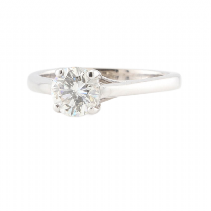 Pre-Owned 18ct White Gold Diamond Solitaire Ring 0.68ct 7101344