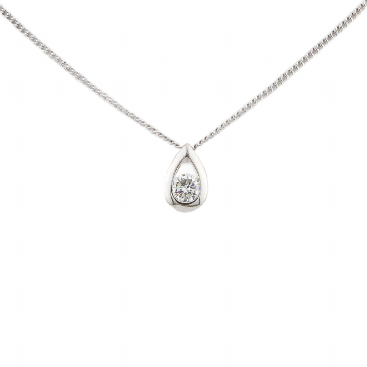 Pre-Owned 18ct White Gold Diamond Pendant & Chain 0.28ct 1607818