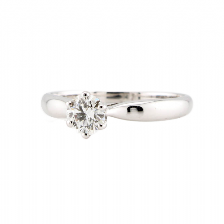 Pre-Owned 18ct White Gold Diamond Solitaire RIng 0.50ct 7101333