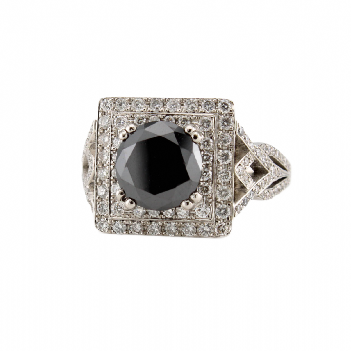Pre-Owned 14ct White Gold Black Moissanite & Diamond Ring 1608413