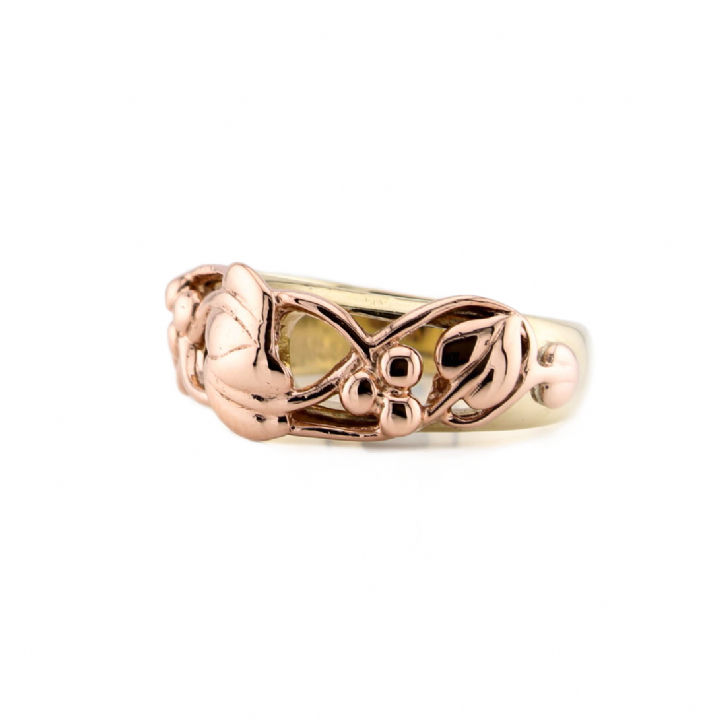 Pre-Owned 9ct 2 Colour Gold Leaf Design Ring 1506653