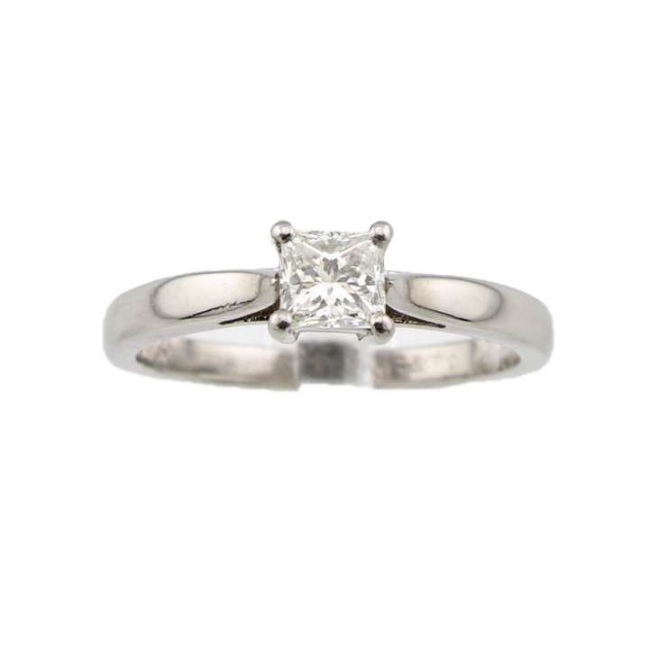 Pre-Owned Platinum Diamond Solitaire Ring 0.40ct 1601128