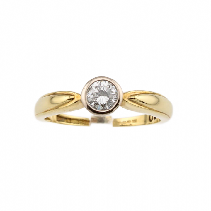 Pre-Owned 18ct Yellow Gold Diamond Solitaire Ring 0.30ct