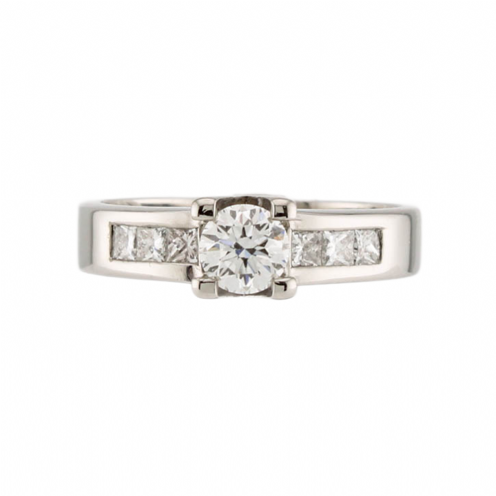 Pre-Owned 18ct White Gold Diamond Solitaire Ring 0.78ct 1601919