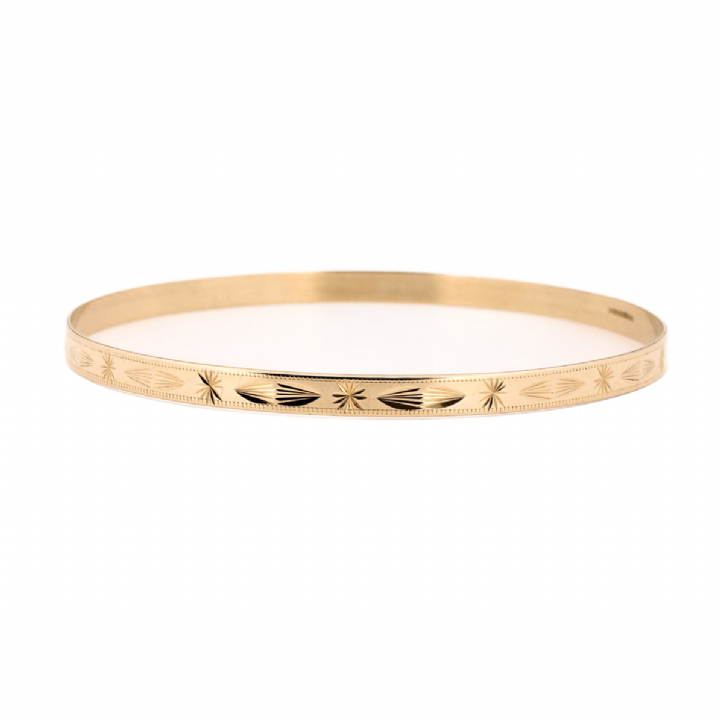Pre-Owned 9ct Yellow Gold Diamond Cut Bangle 1504207