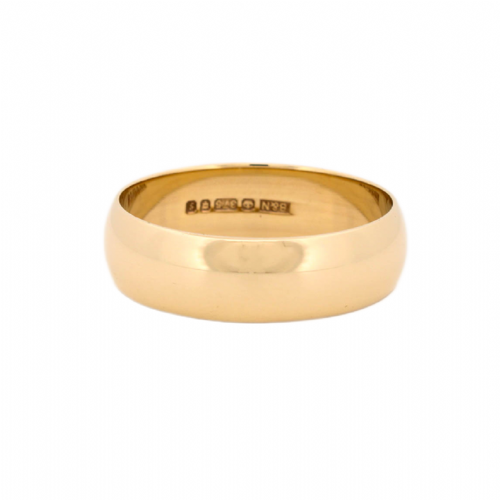 Pre-Owned 9ct Yellow Gold 7mm Wedding Band Ring 1514078
