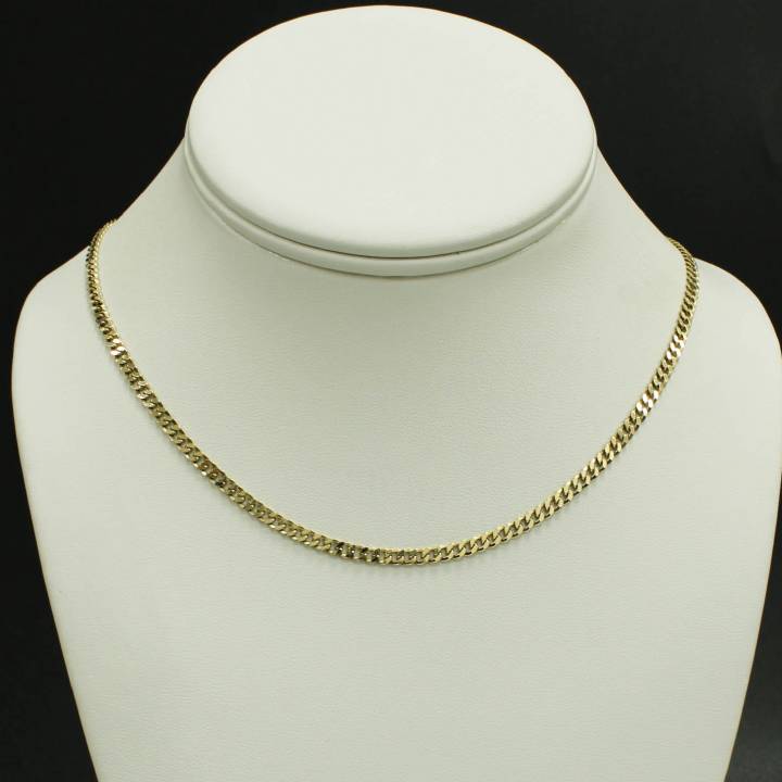 Pre-Owned 9ct Yellow Gold 18