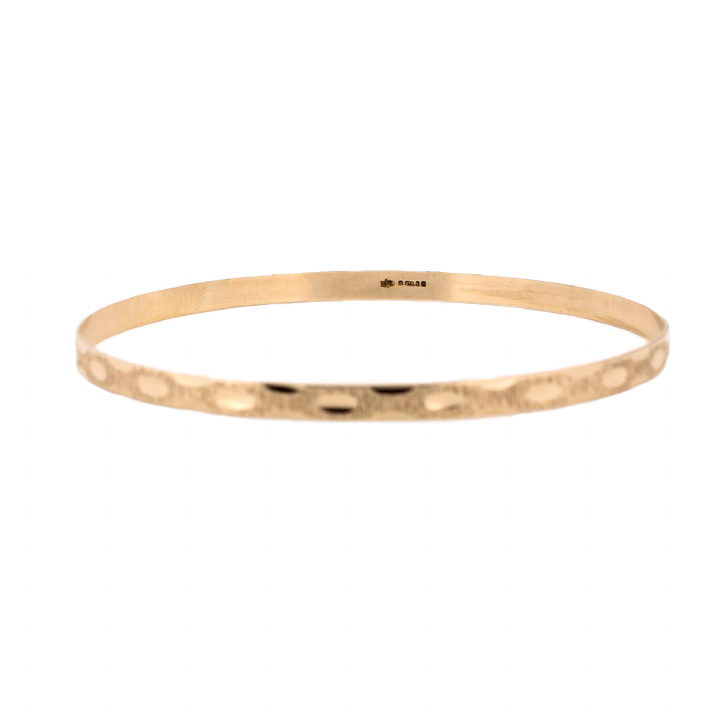 Pre-Owned 9ct Yellow Gold Diamond Cut Bangle. 1504208