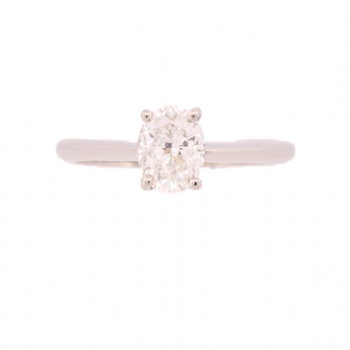 Pre-Owned Platinum Diamond Oval Solitaire Ring 1.03ct