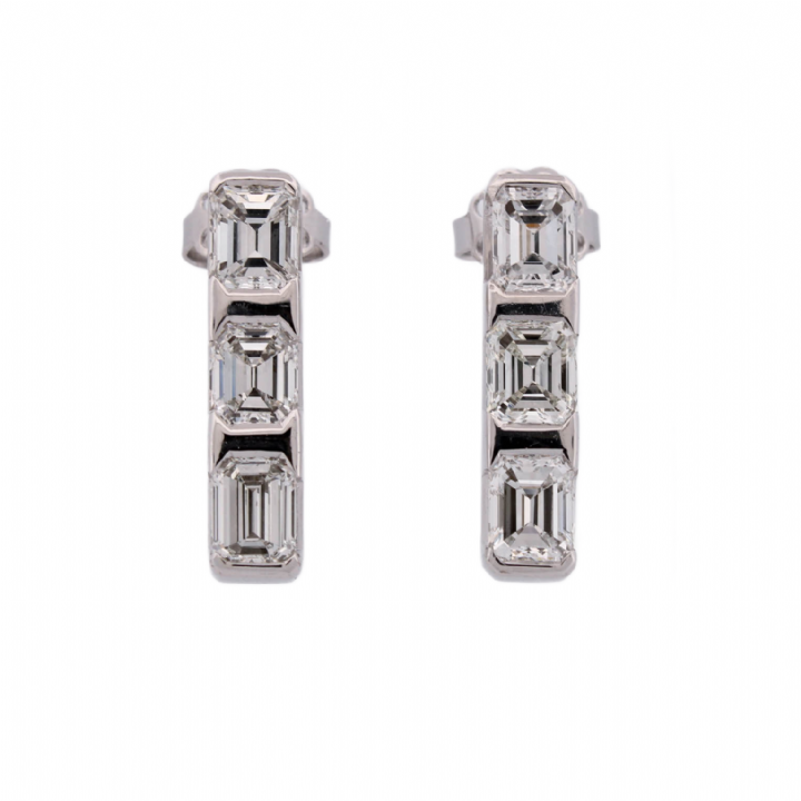 Pre-Owned 18ct White Gold Diamond Drop Stud Earrings 4.00ct