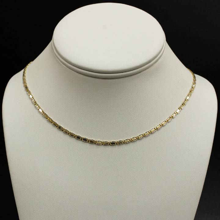 Pre-Owned 9ct 2 Colour Gold 18
